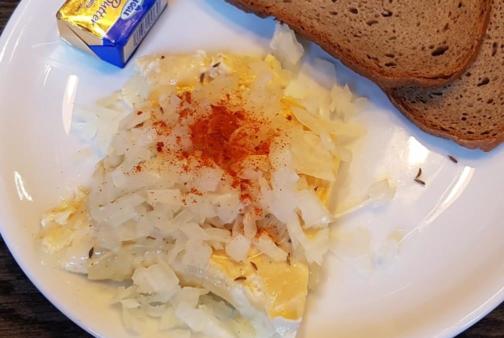 lecker eingelegt: Handkäse in der Kaltenbrunner Hütte